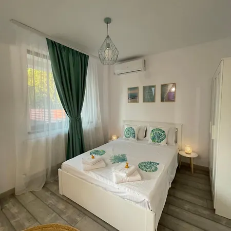 Studio D16 Mamaia Nord