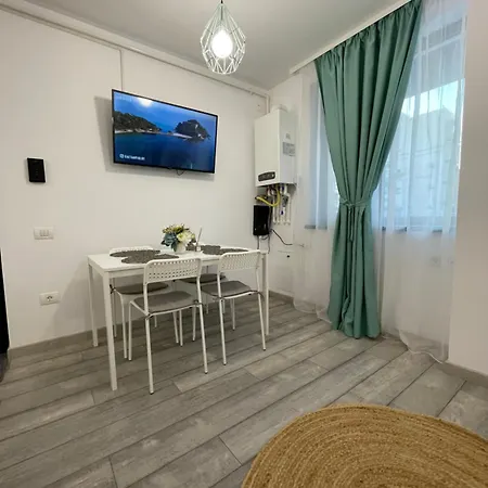Studio D16 Mamaia Nord 那沃达利
